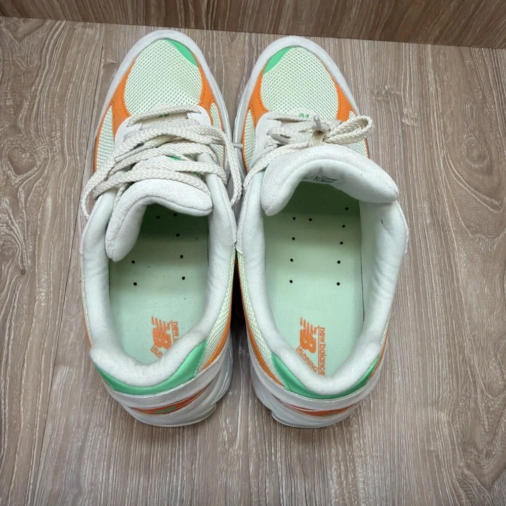 New Balance 2002R Beige Linen Green Apple Sneakers Shoes  display picture 3